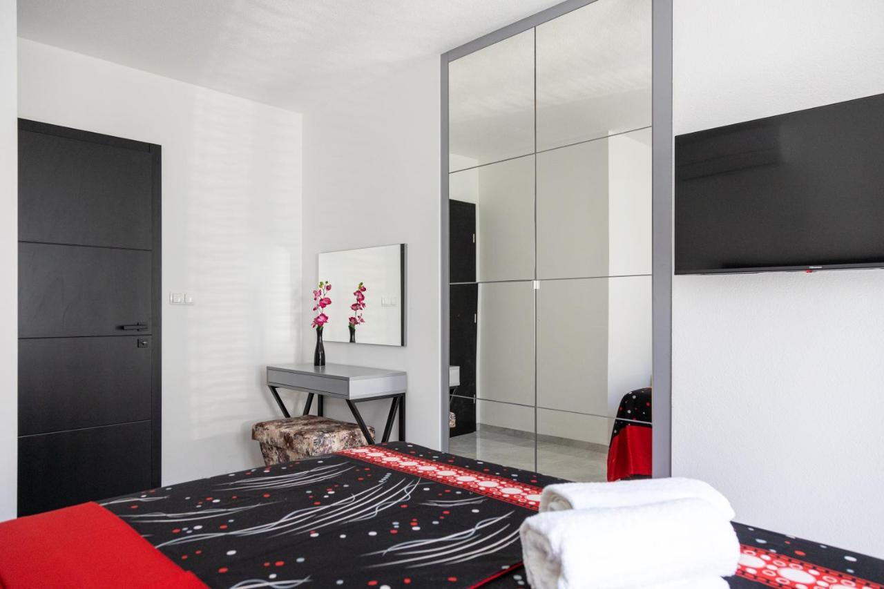 Villa Palavra Trogir Bagian luar foto
